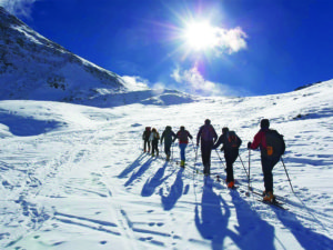 Corso di Scialpinismo base con Guide Alpine Bormio per ragazzi Scuole Medie