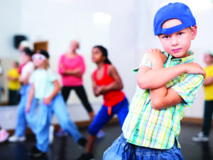 Baby Dance e Balli di Gruppo – Valdisotto Montagna Animata